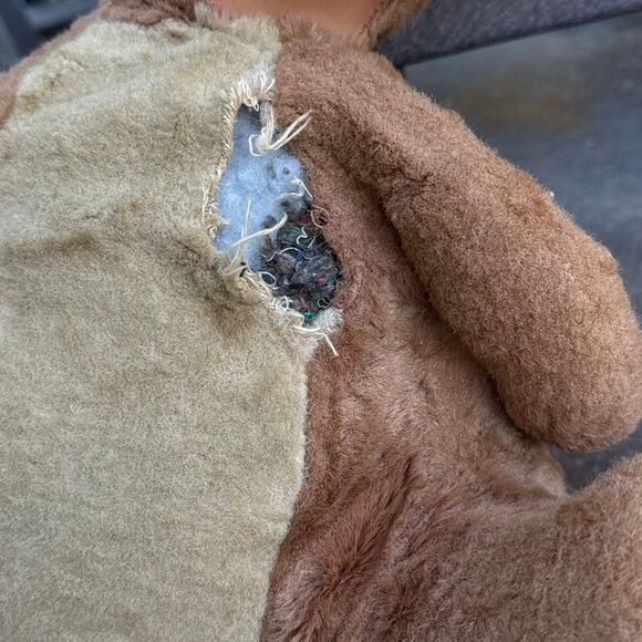 Vintage Rushton sad crying bear plastic face plush stuffed animal anthropomorphi - Picture 2 of 8